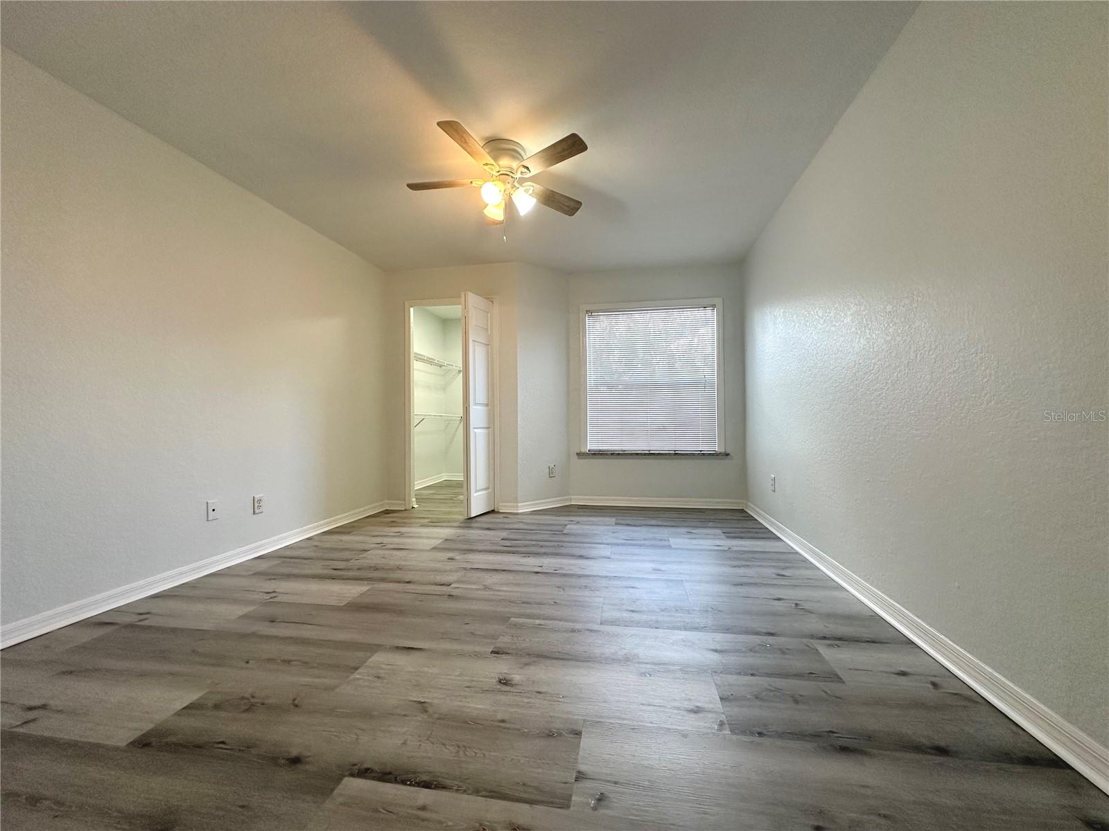 Image 11 of 32 For 7511 Seurat Street 10202