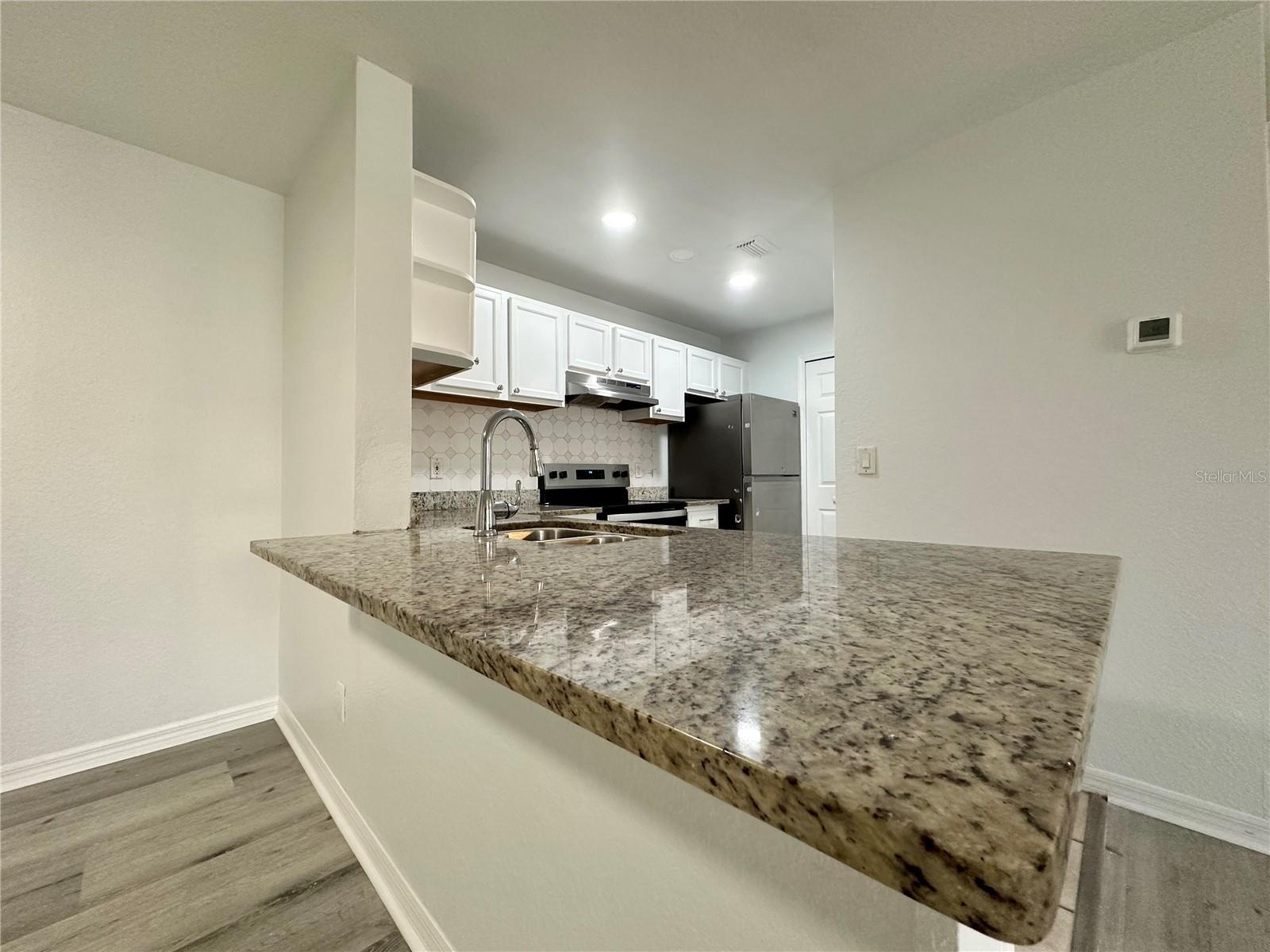 Image 5 of 32 For 7511 Seurat Street 10202