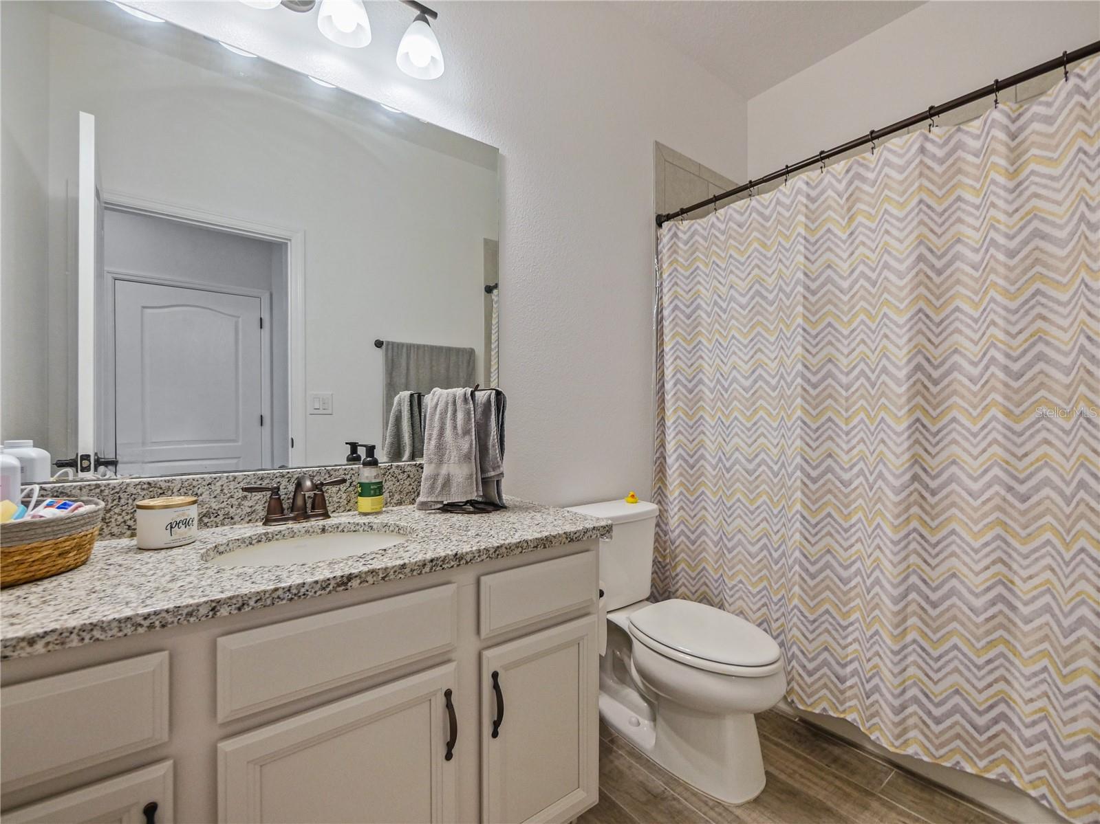 Image 20 of 22 For 8258 Bayliss Court