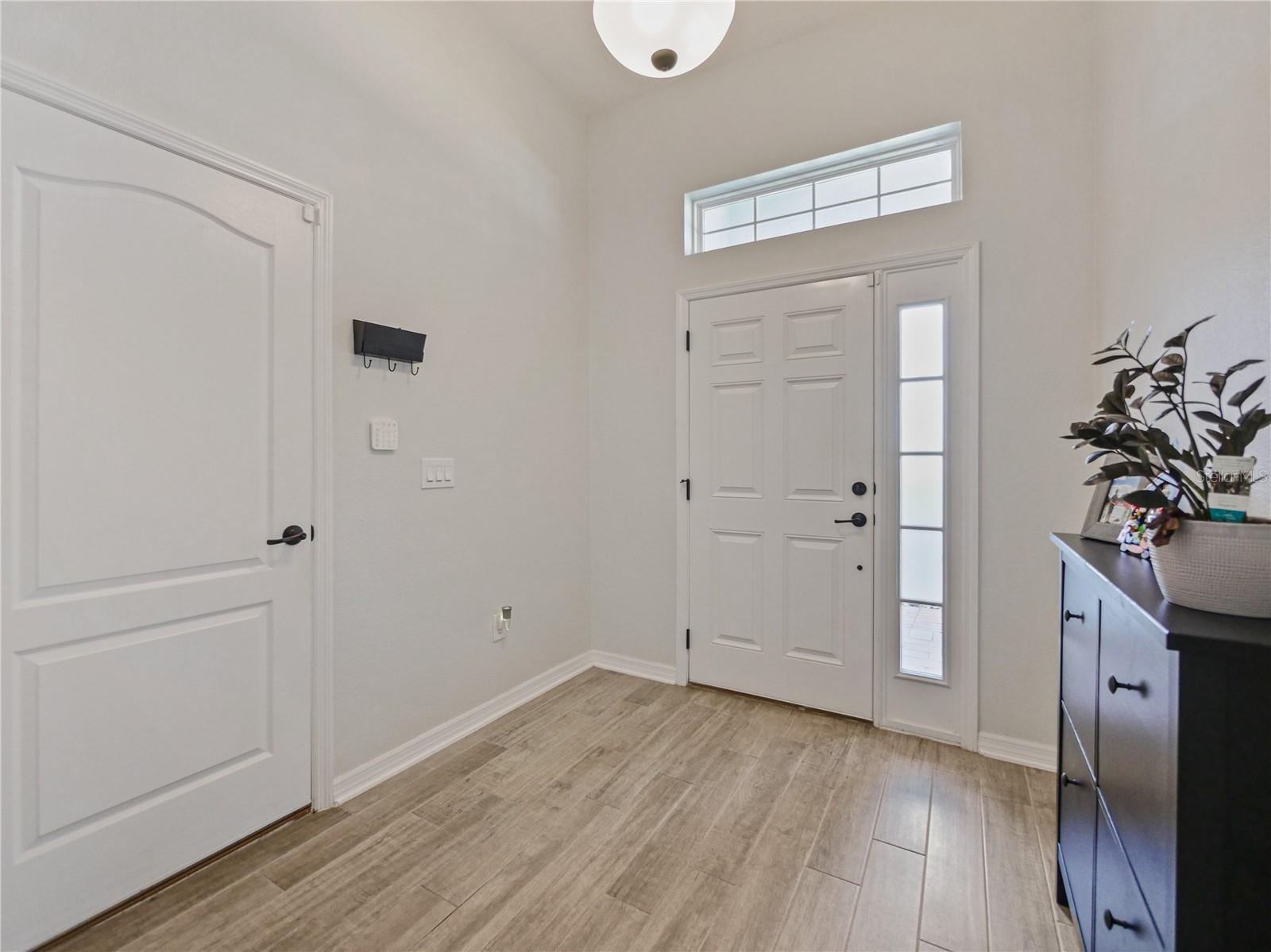 Image 3 of 22 For 8258 Bayliss Court