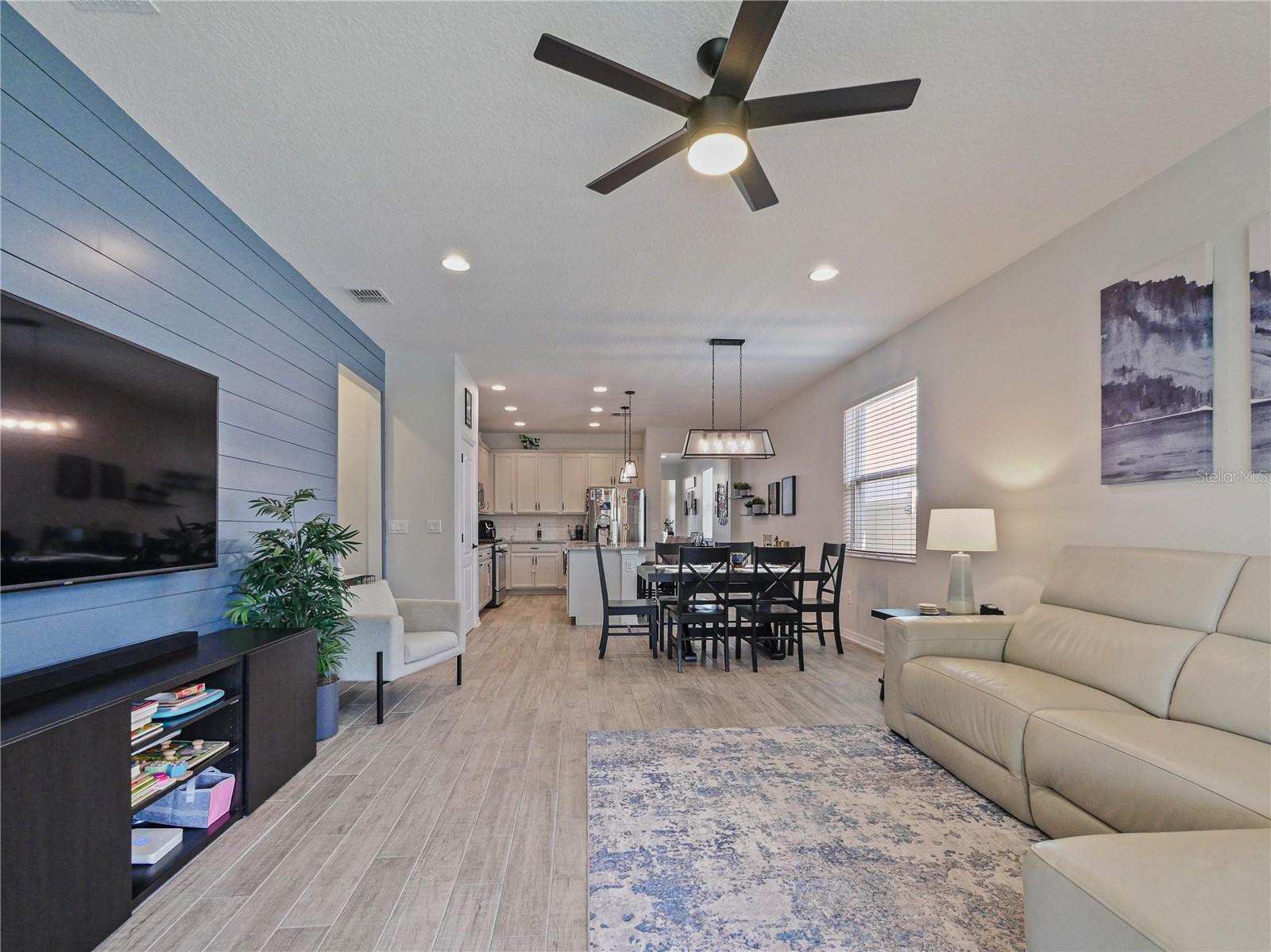 Image 5 of 22 For 8258 Bayliss Court