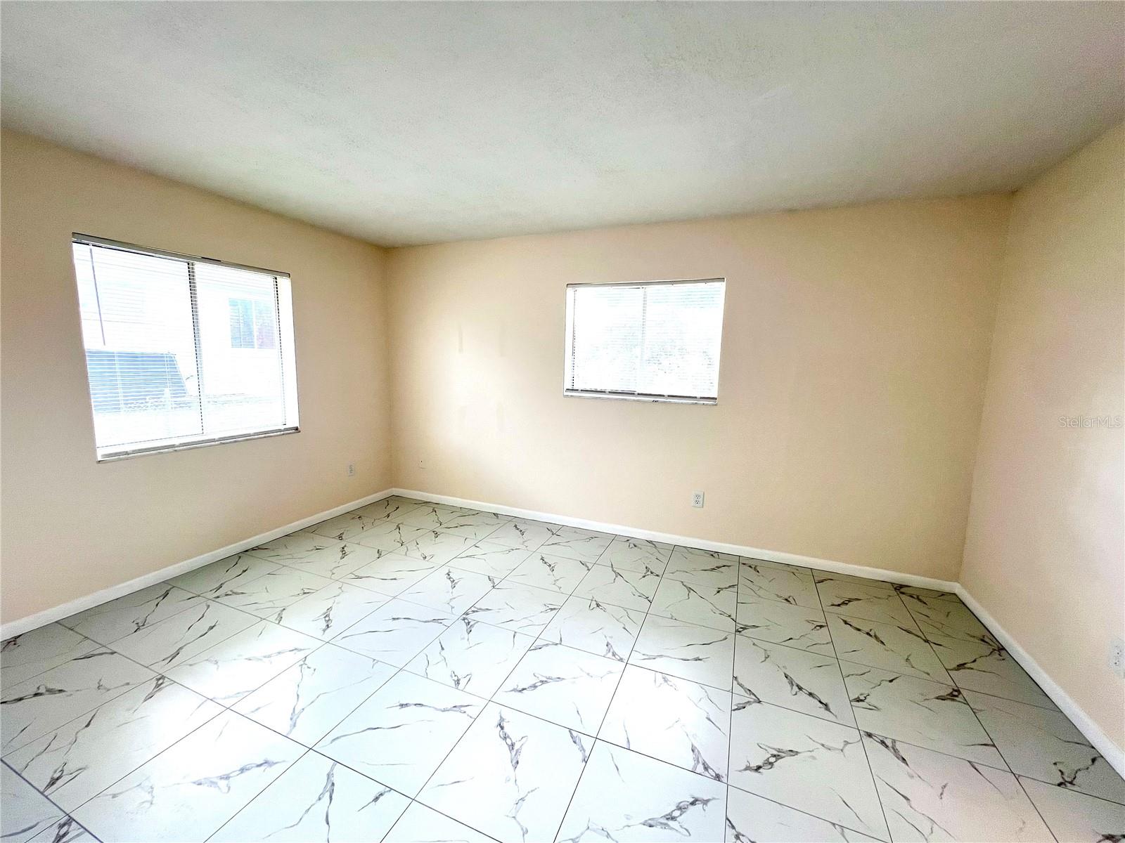 Image 15 of 22 For 2338 Fitzpatrick Terrace