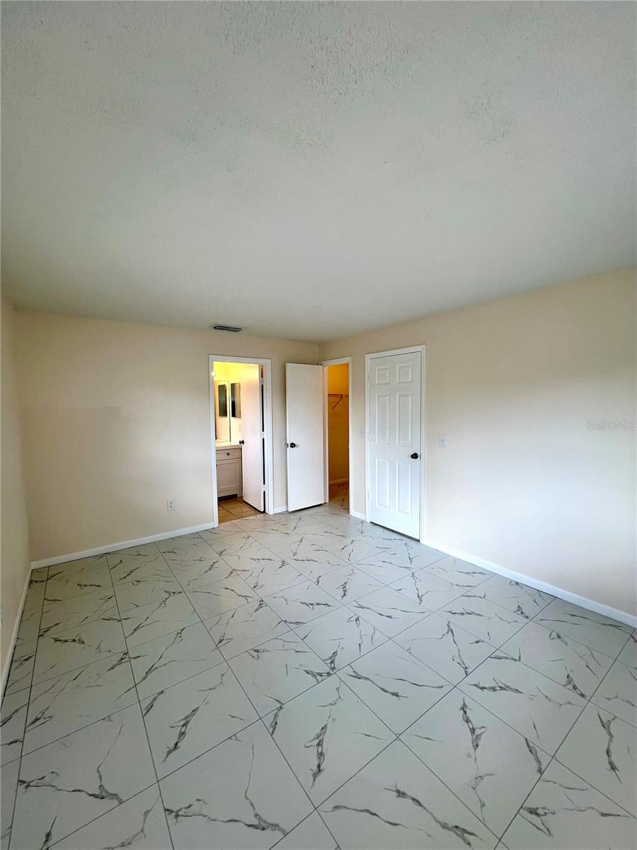 Image 18 of 22 For 2338 Fitzpatrick Terrace