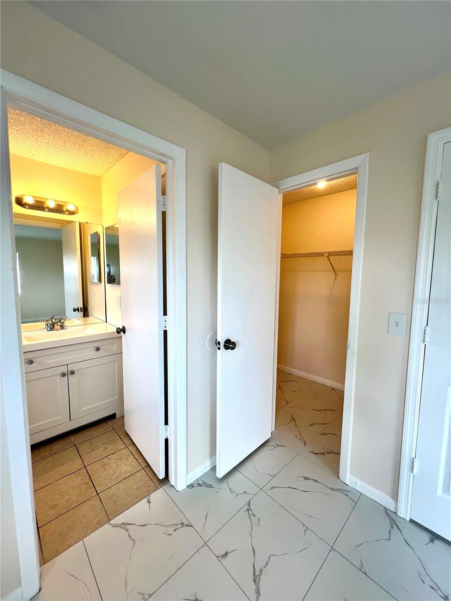 Image 19 of 22 For 2338 Fitzpatrick Terrace