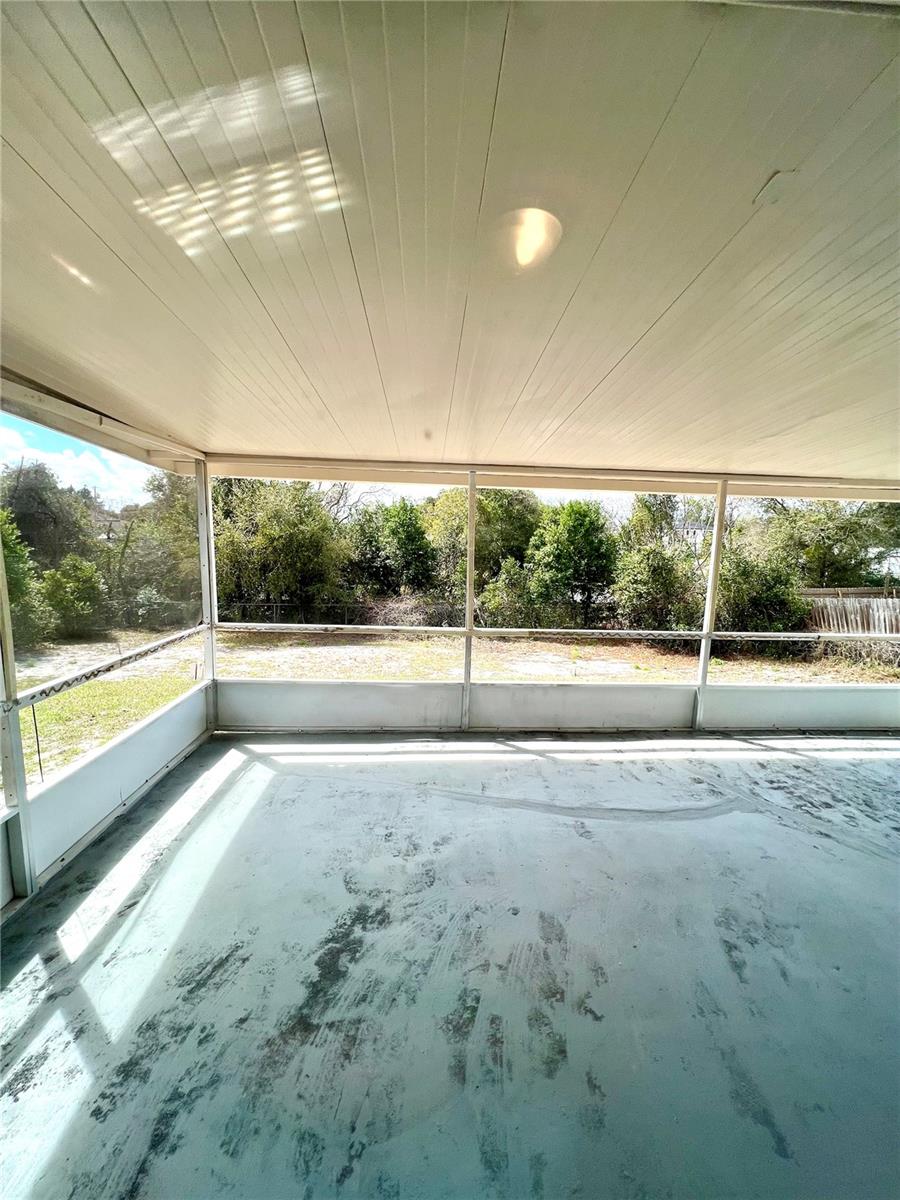 Image 20 of 22 For 2338 Fitzpatrick Terrace