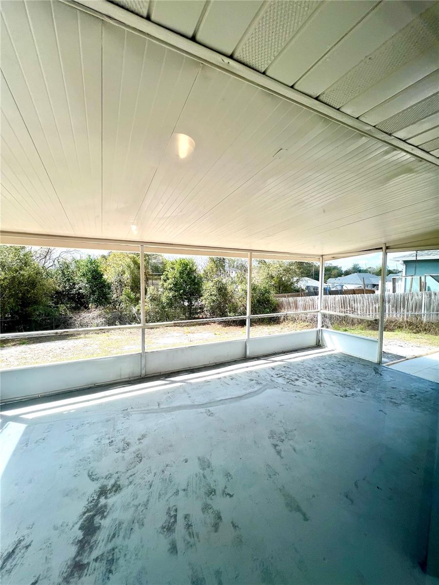 Image 21 of 22 For 2338 Fitzpatrick Terrace