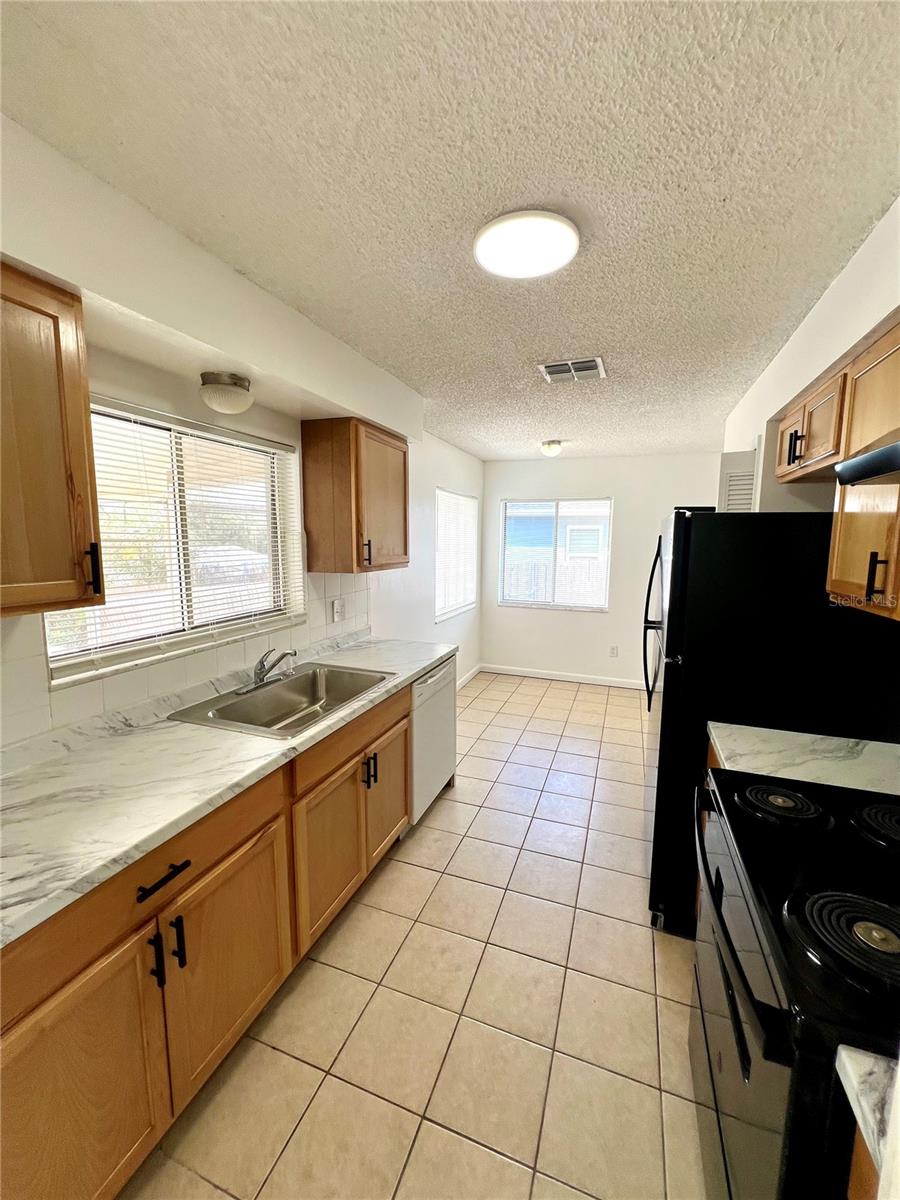 Image 6 of 22 For 2338 Fitzpatrick Terrace