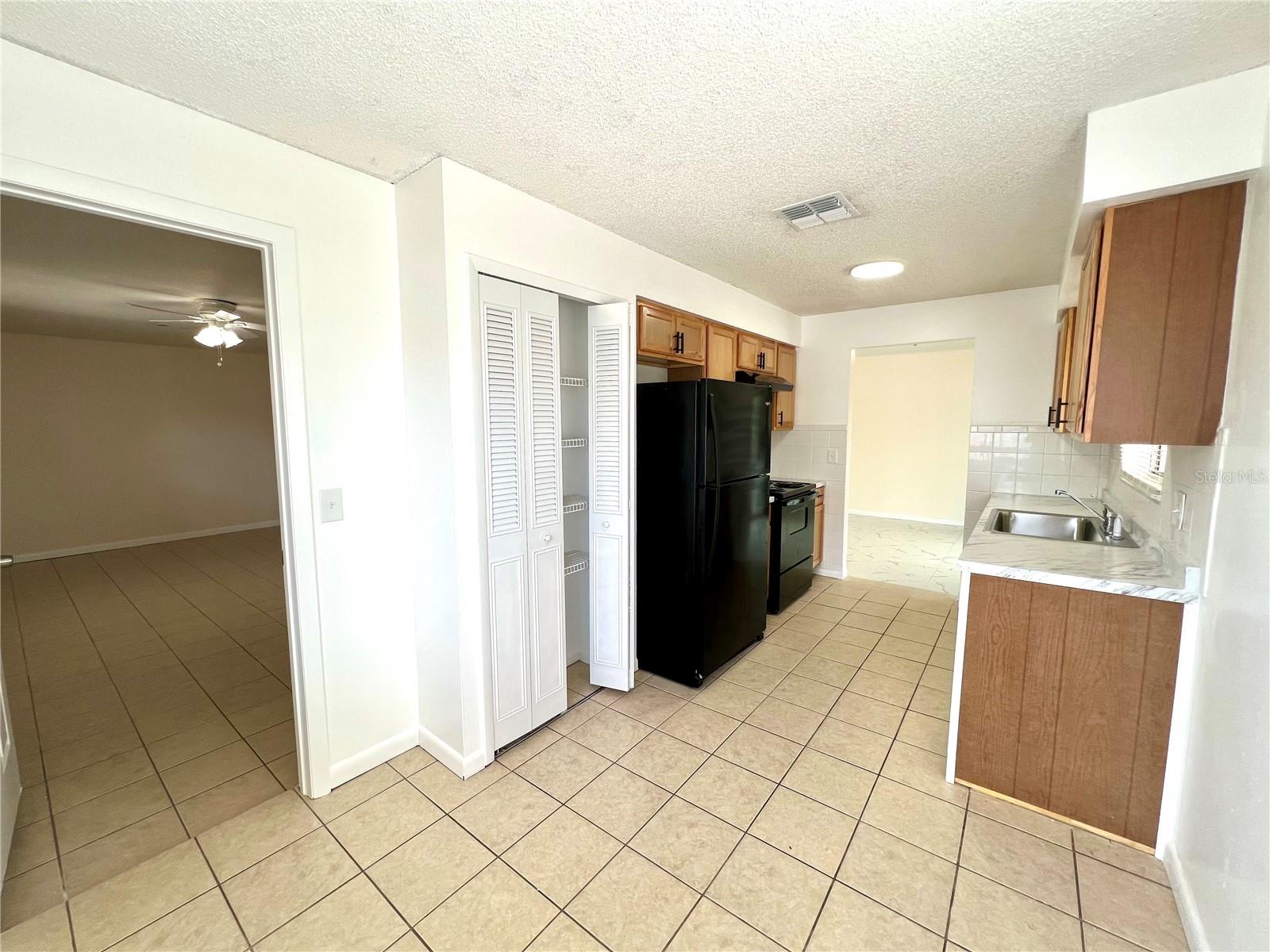 Image 8 of 22 For 2338 Fitzpatrick Terrace