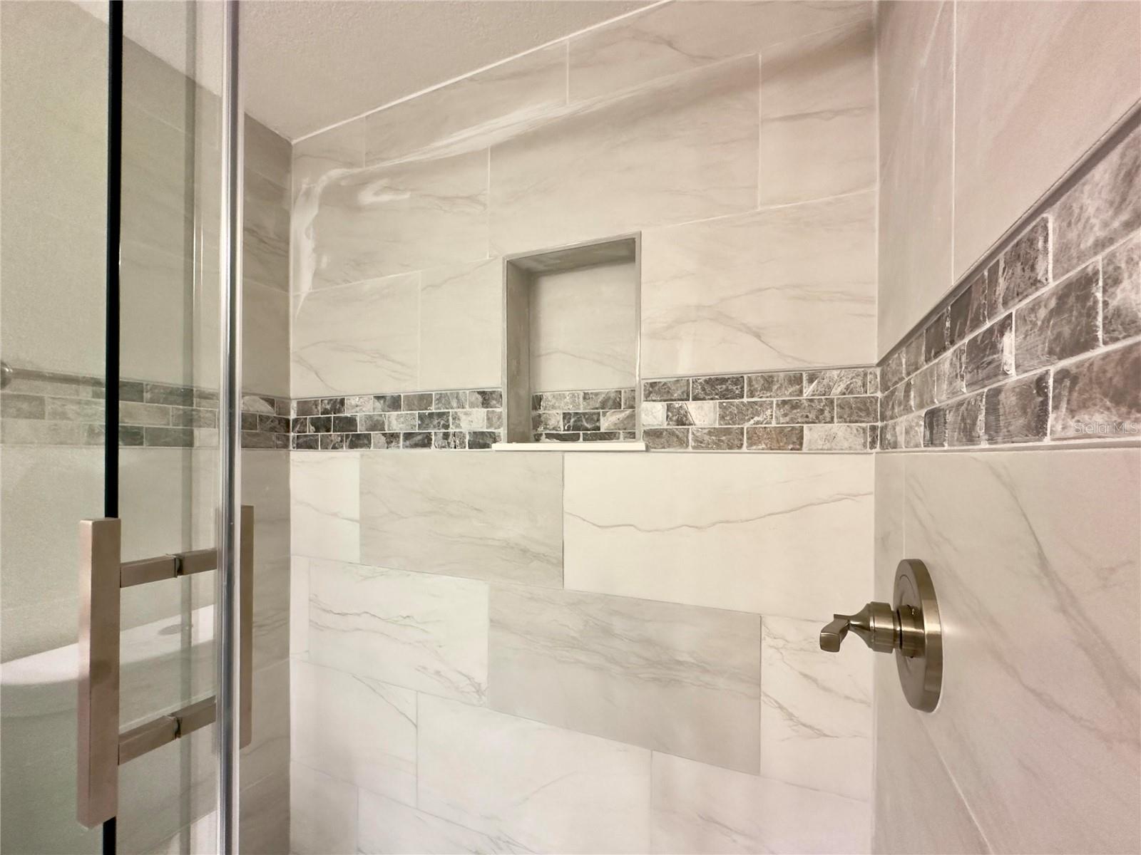 Image 29 of 44 For 5140 Conroy Road 27