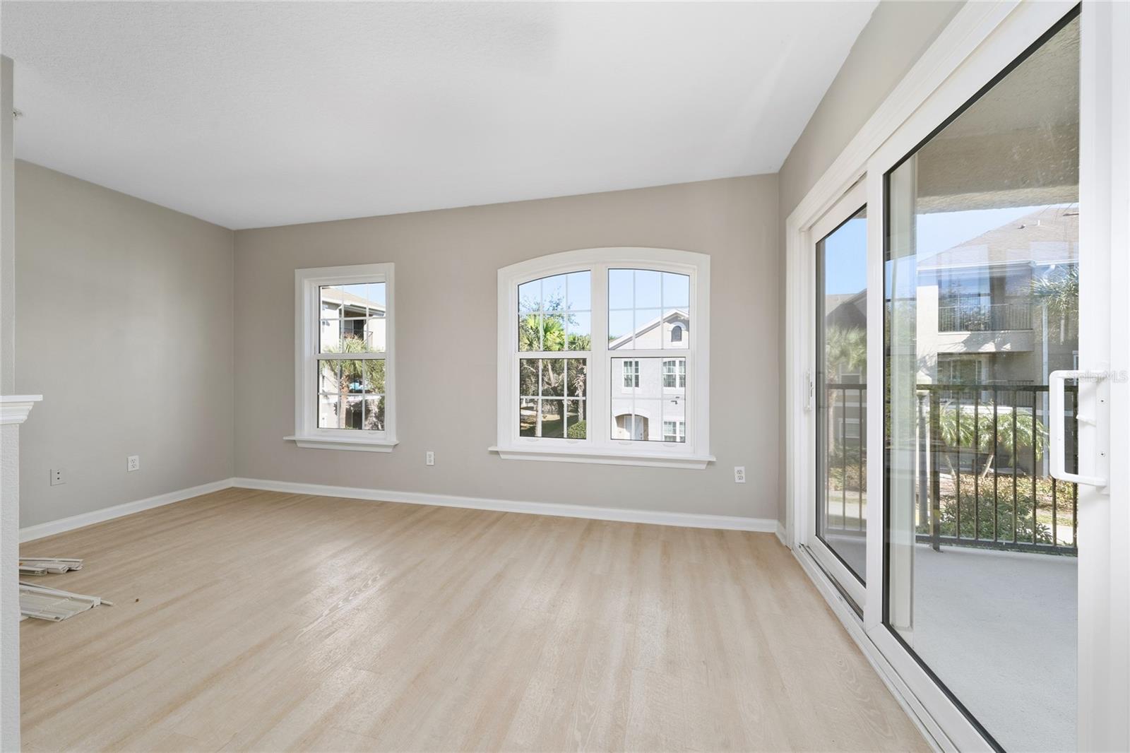 Image 15 of 34 For 6548 Swissco Drive 622