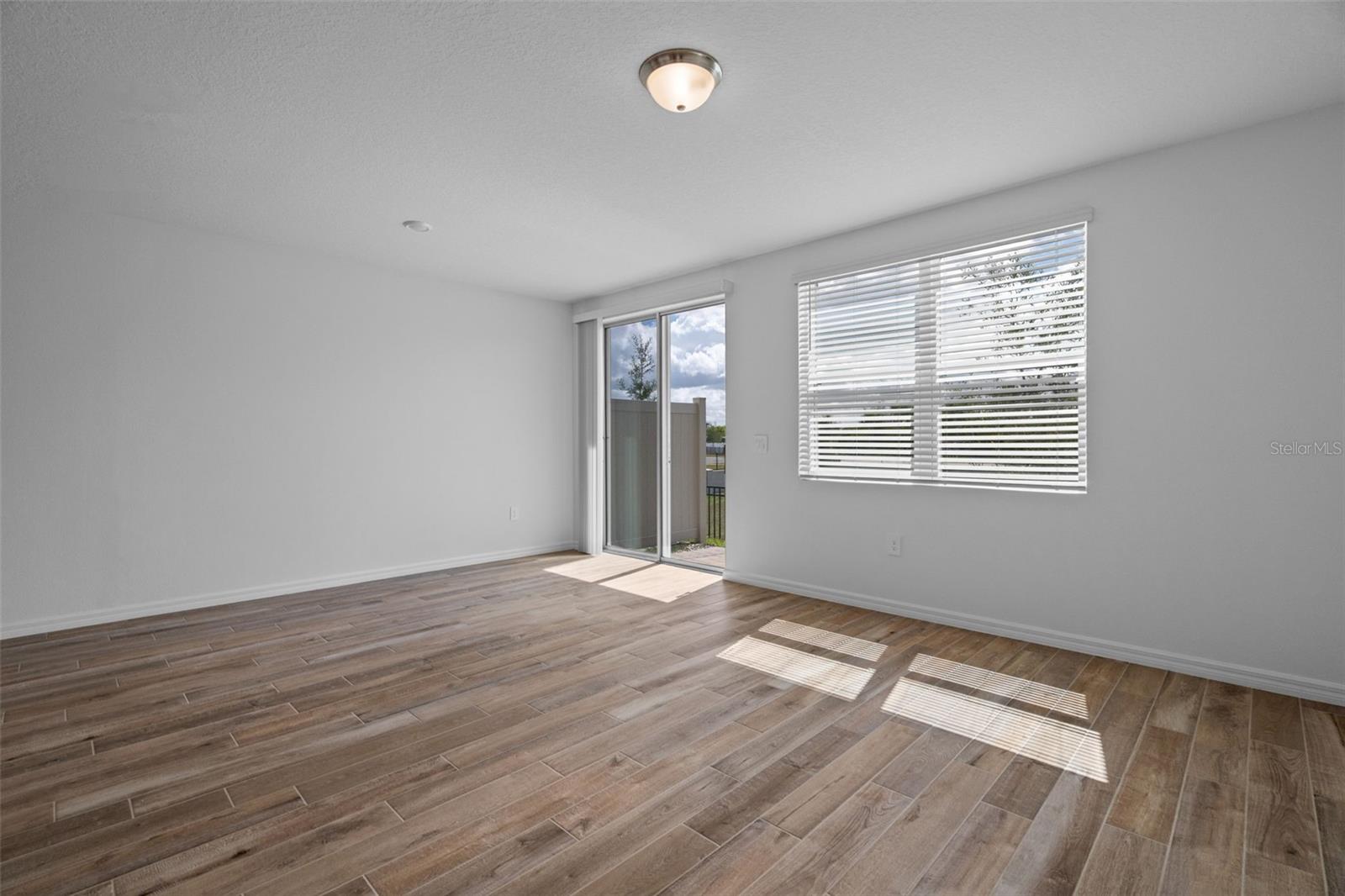 Image 11 of 29 For 16353 Bird Of Paradise Avenue