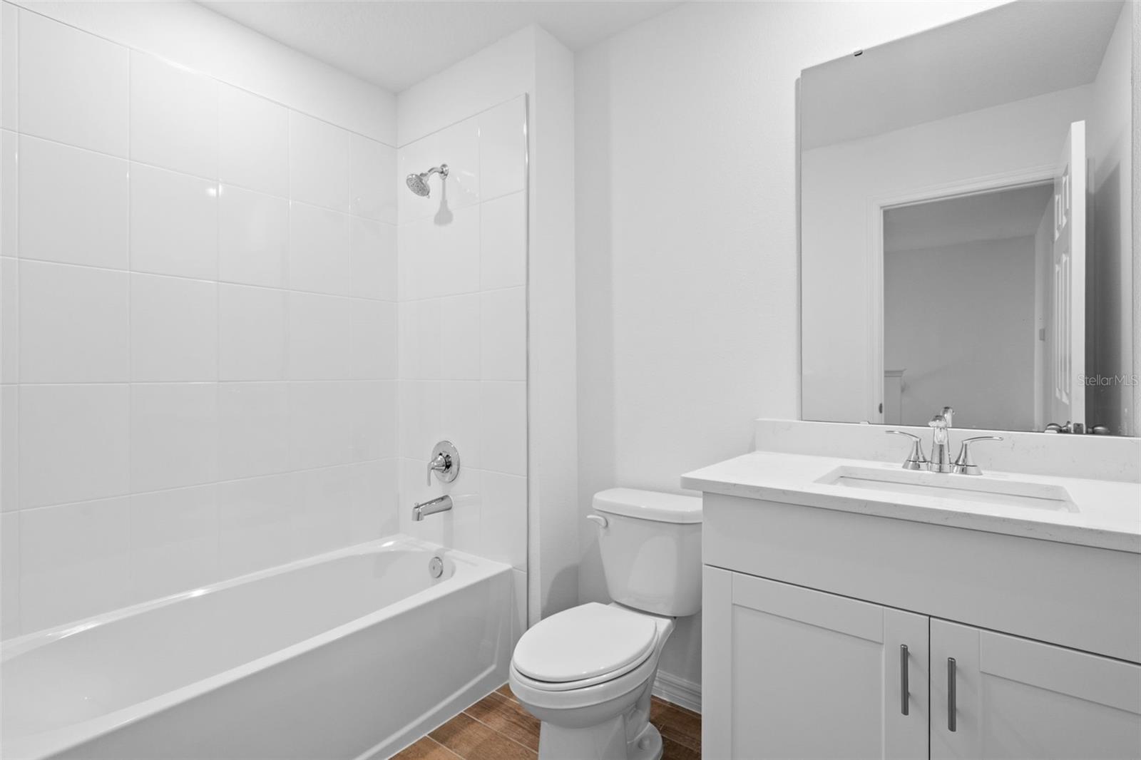 Image 16 of 29 For 16353 Bird Of Paradise Avenue