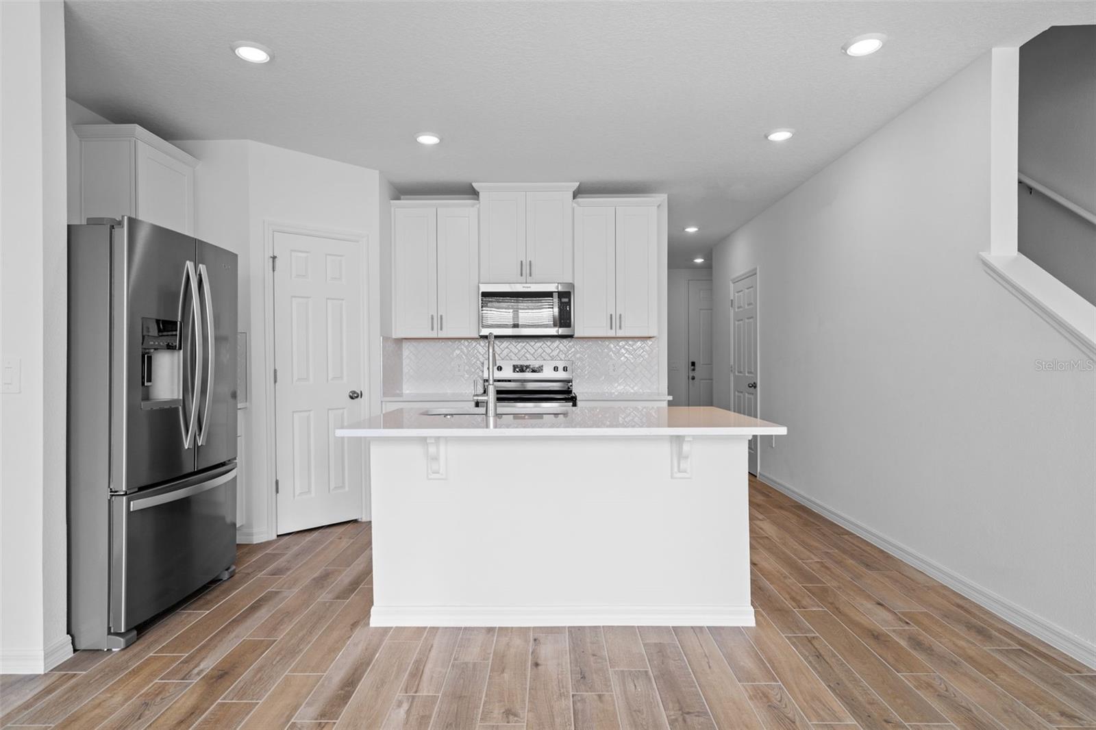 Image 6 of 29 For 16353 Bird Of Paradise Avenue