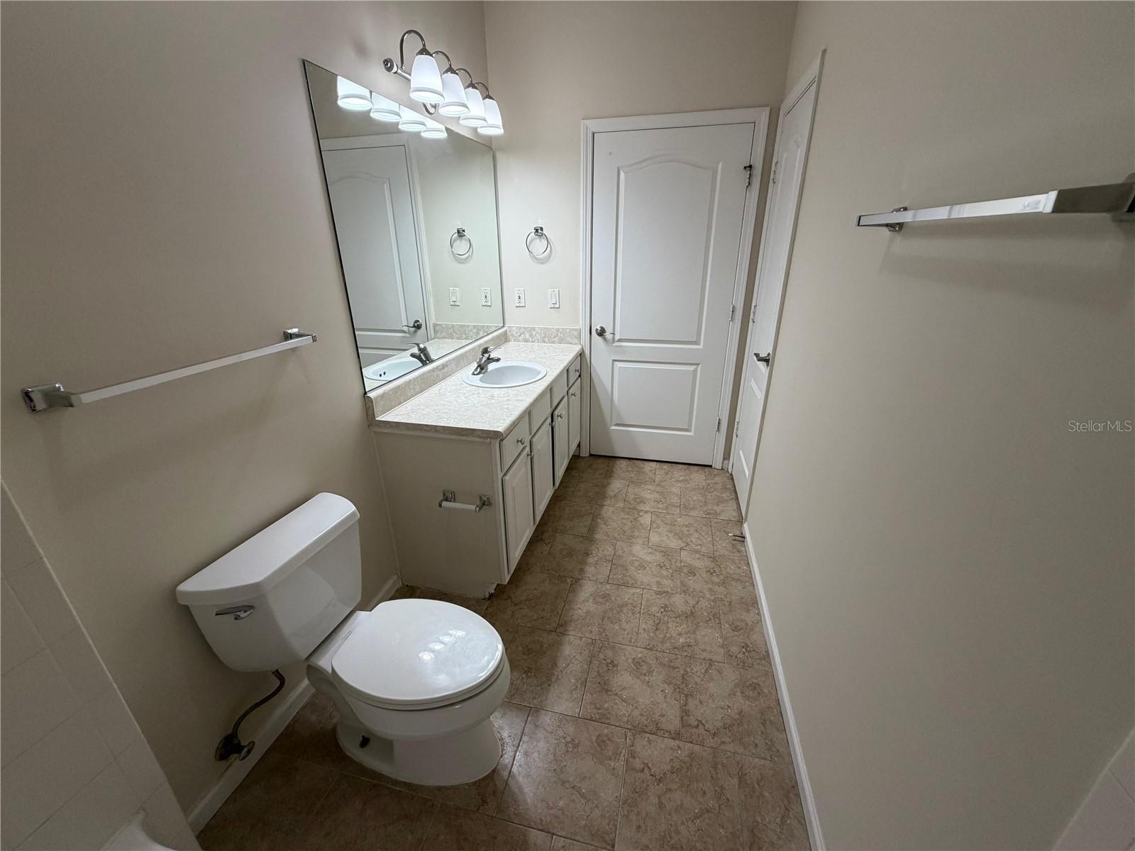 Image 14 of 35 For 18022 Villa Creek Drive 18022