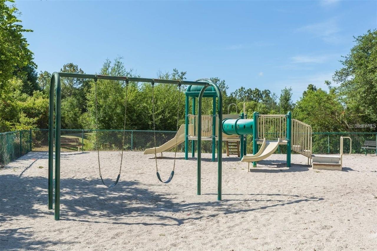 Image 30 of 35 For 18022 Villa Creek Drive 18022