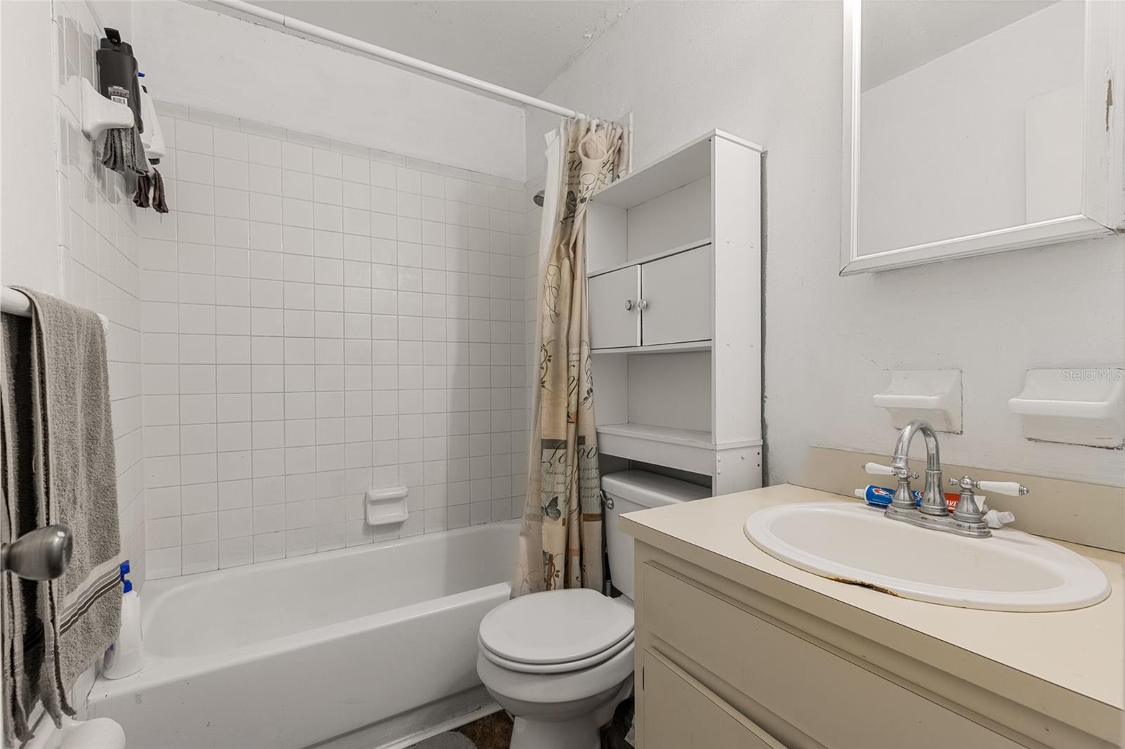 Image 15 of 25 For 4003 Prairie Bend Lane