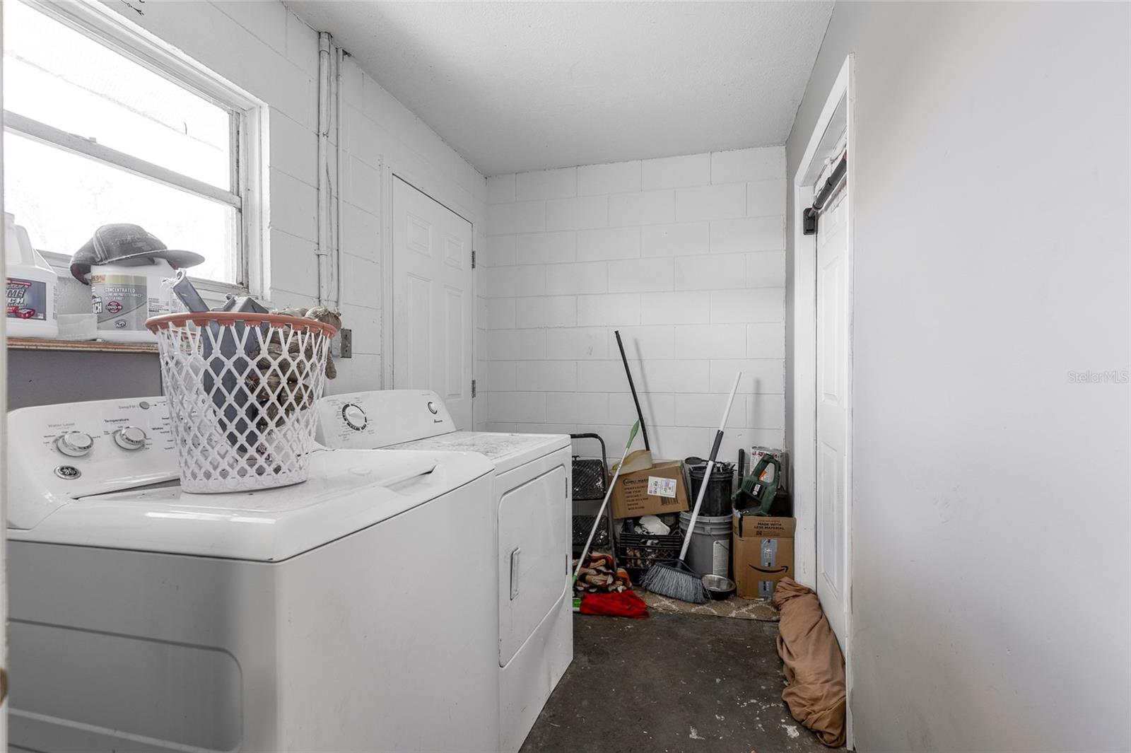 Image 16 of 25 For 4003 Prairie Bend Lane