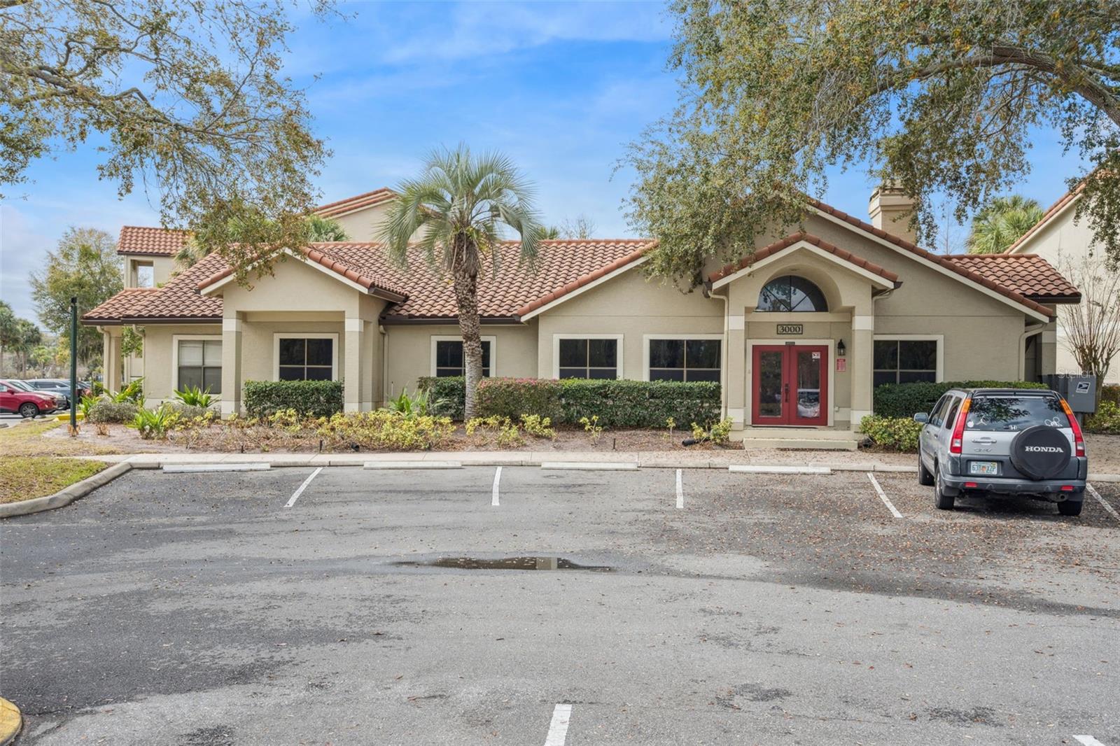 Image 17 of 40 For 3032 Parkway Boulevard 305