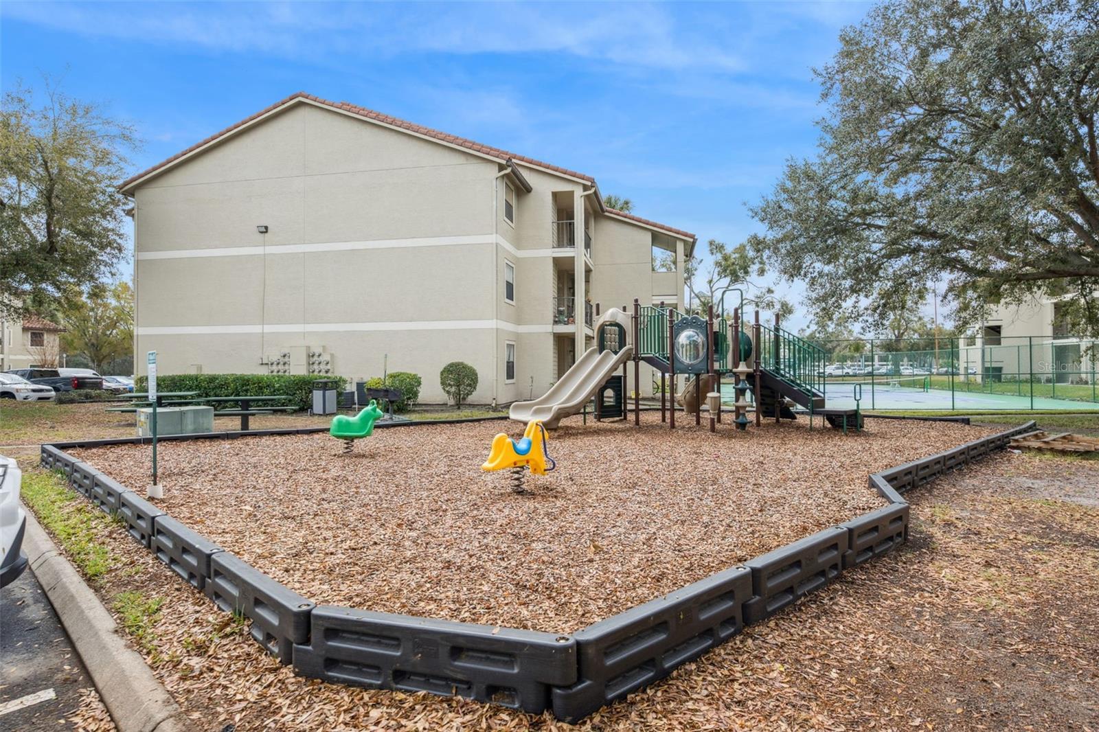 Image 29 of 40 For 3032 Parkway Boulevard 305