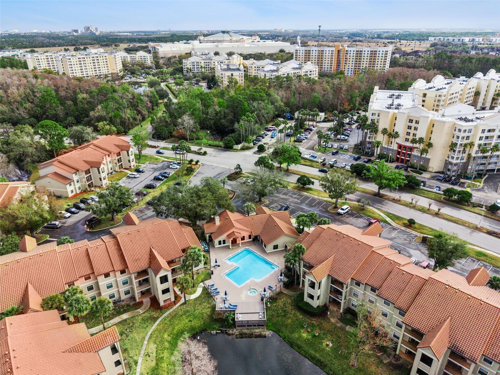 Image 38 of 40 For 3032 Parkway Boulevard 305