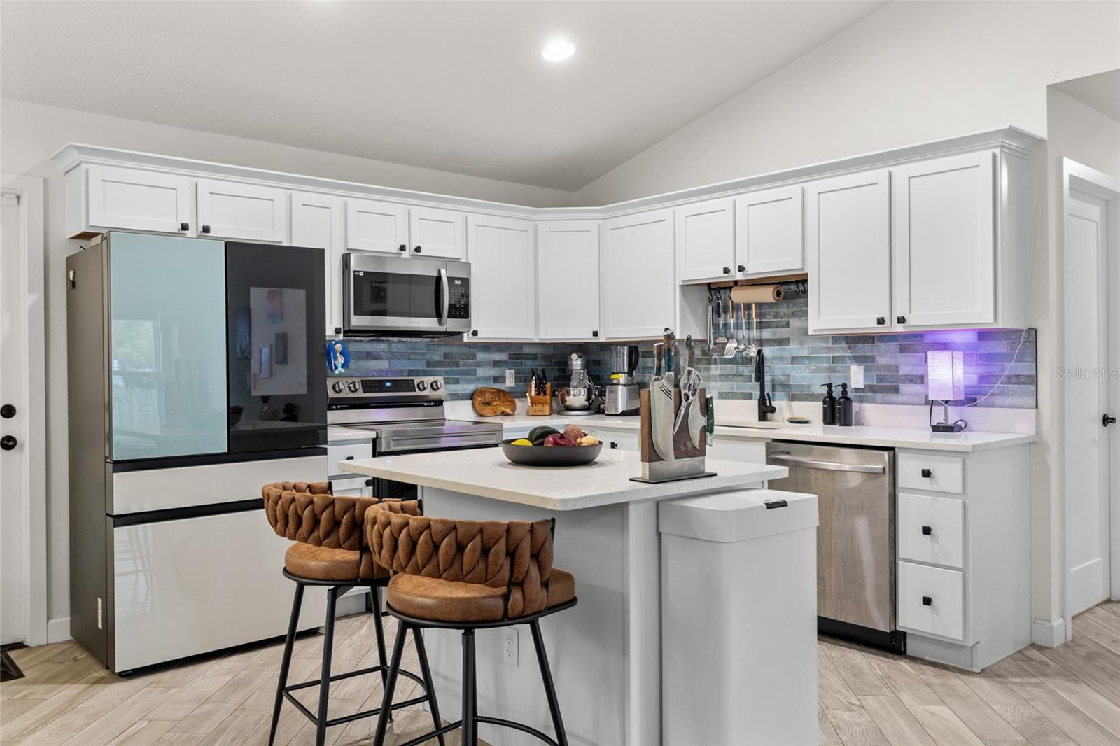 Image 10 of 27 For 1701 Palmetto Avenue