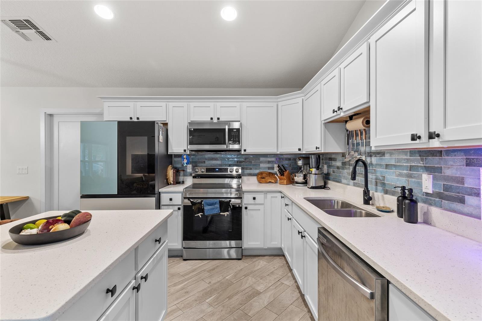 Image 13 of 27 For 1701 Palmetto Avenue