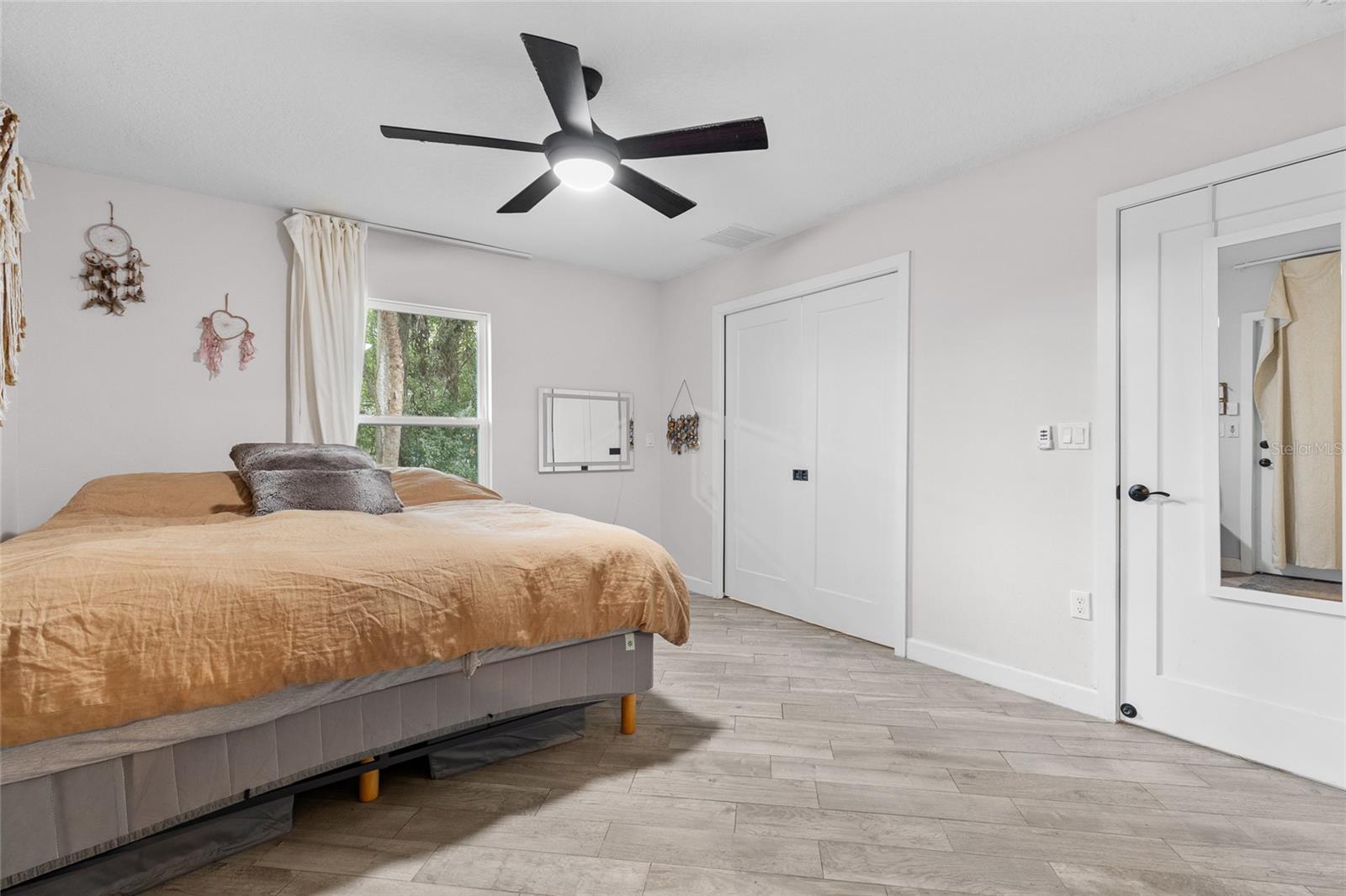 Image 20 of 27 For 1701 Palmetto Avenue