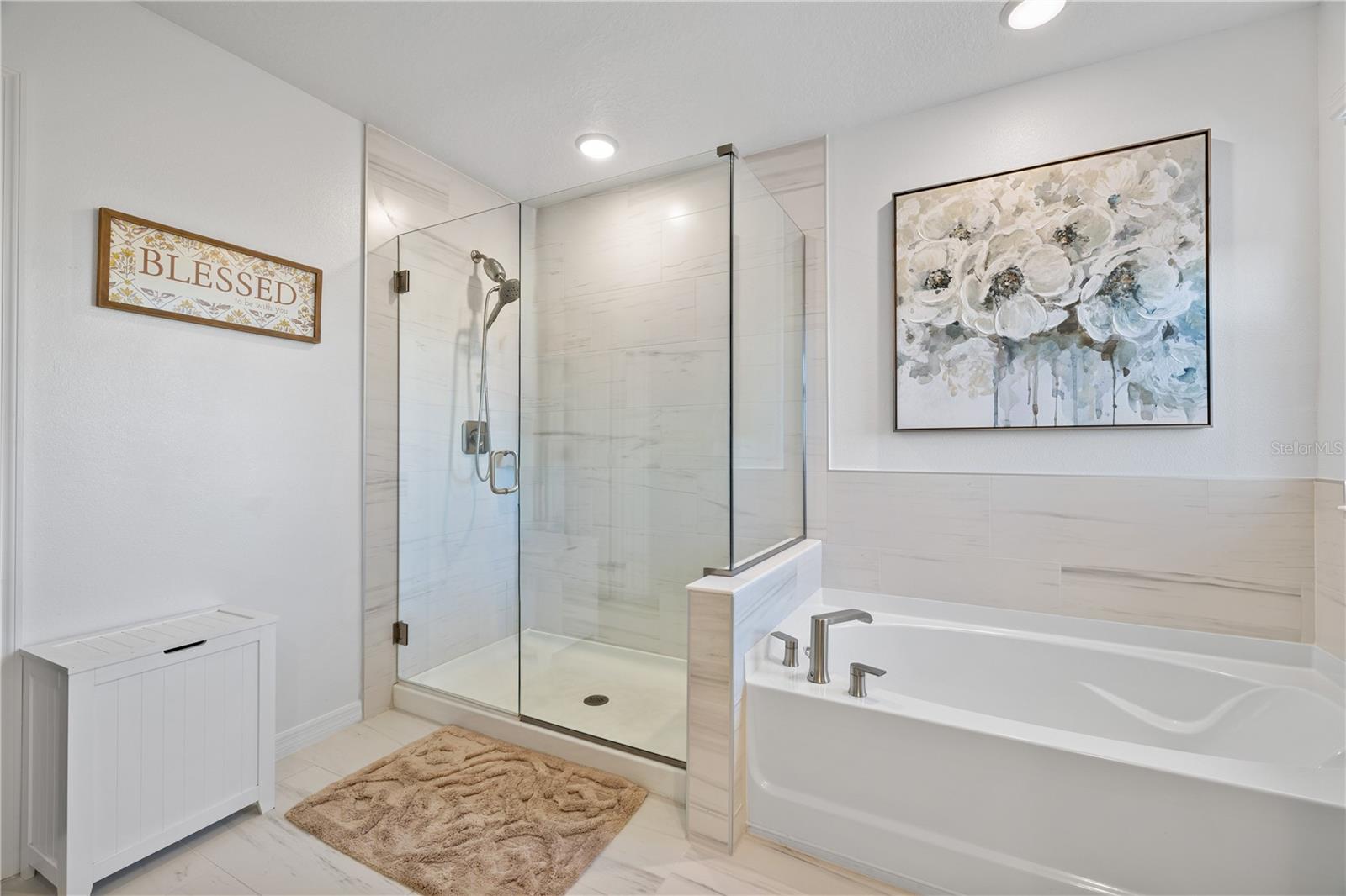 Image 43 of 65 For 2985 Ambersweet Place