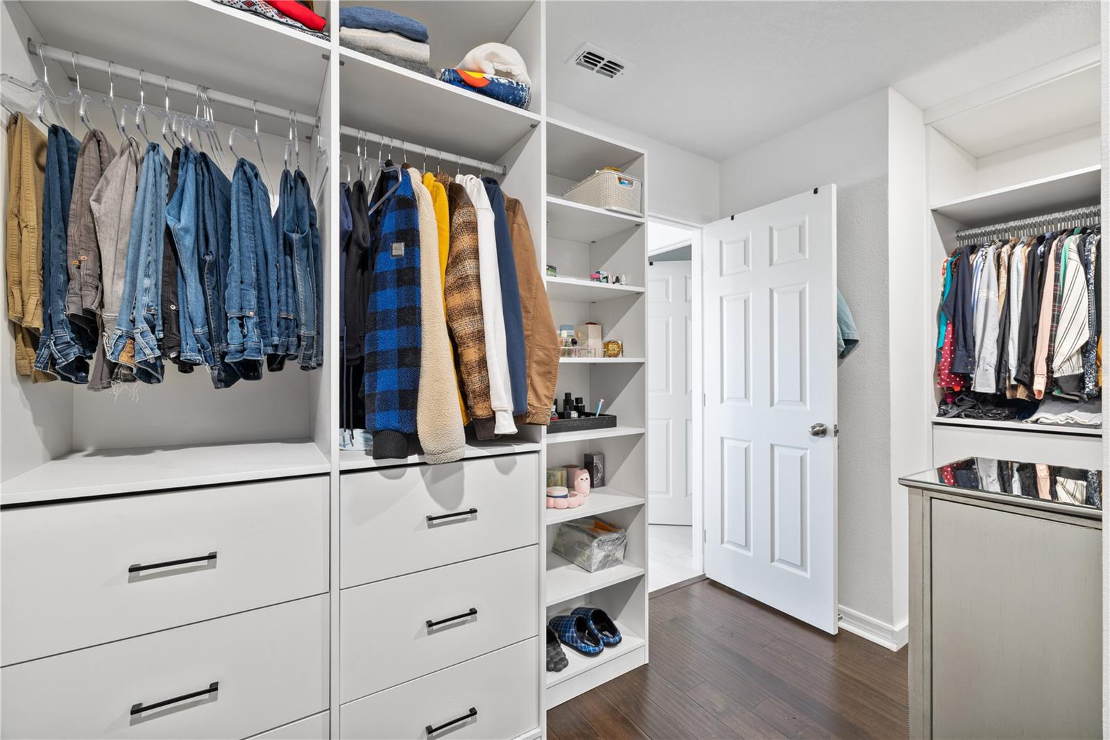 Image 46 of 65 For 2985 Ambersweet Place