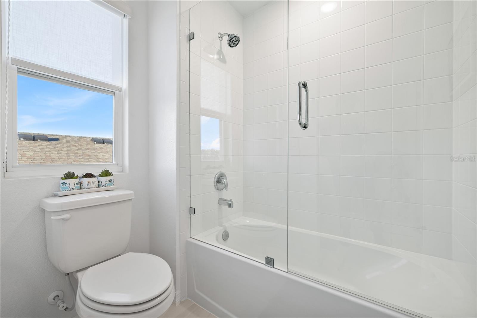 Image 53 of 65 For 2985 Ambersweet Place