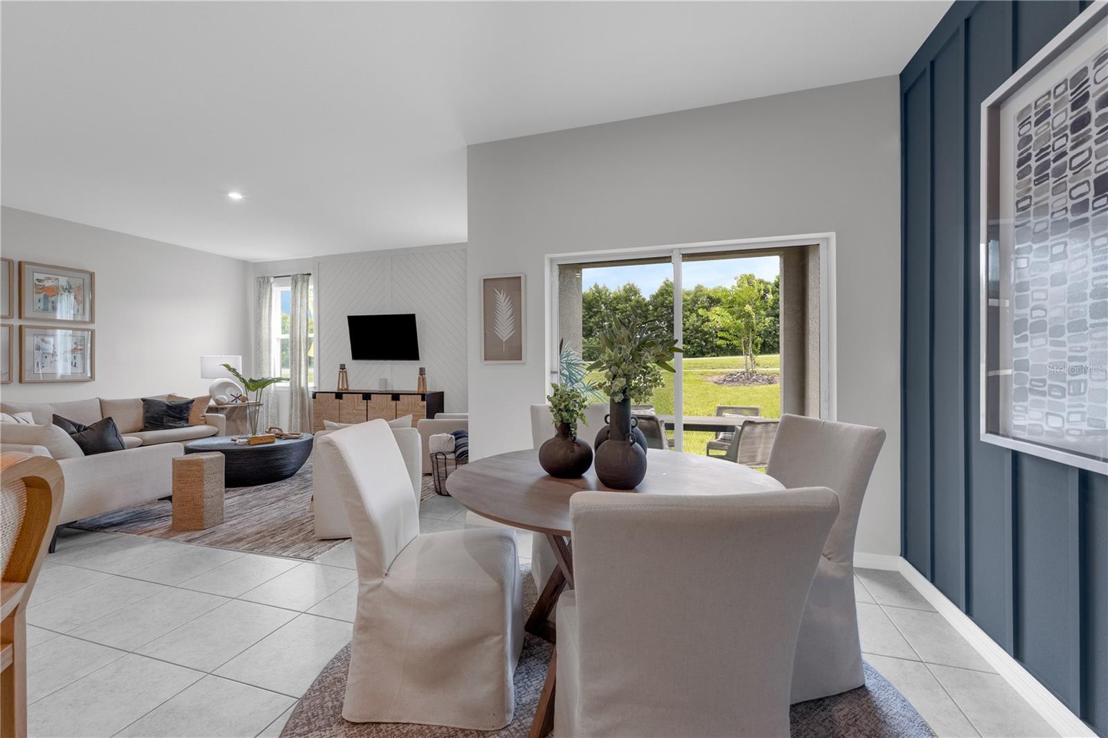 Listing photo id 14 for 3815 Rising Trail