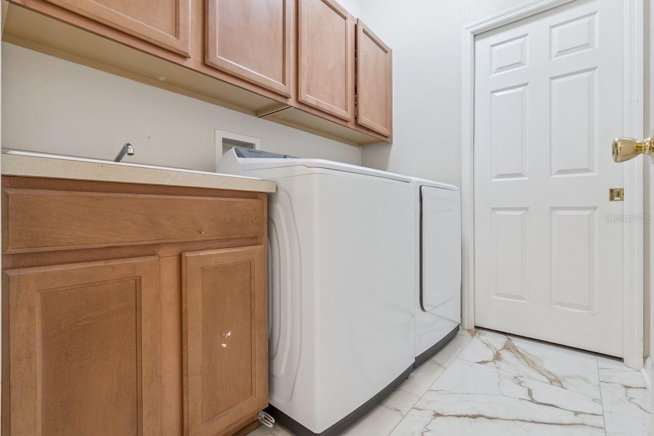 Image 27 of 55 For 7408 Winding Lake Circle