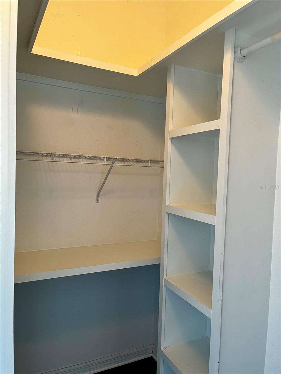 Image 11 of 22 For 13346 Daniels Landing Circle