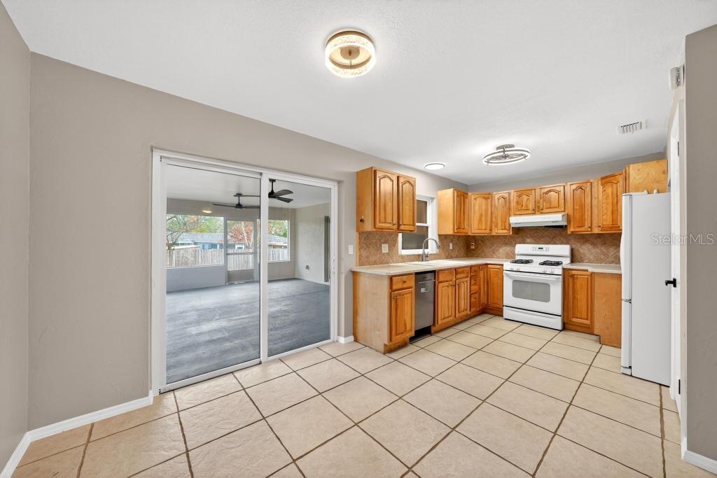 Image 12 of 56 For 157 Alhambra Avenue