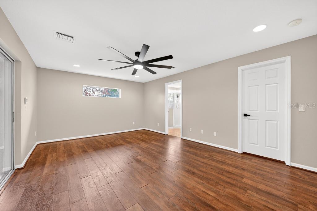 Image 28 of 56 For 157 Alhambra Avenue