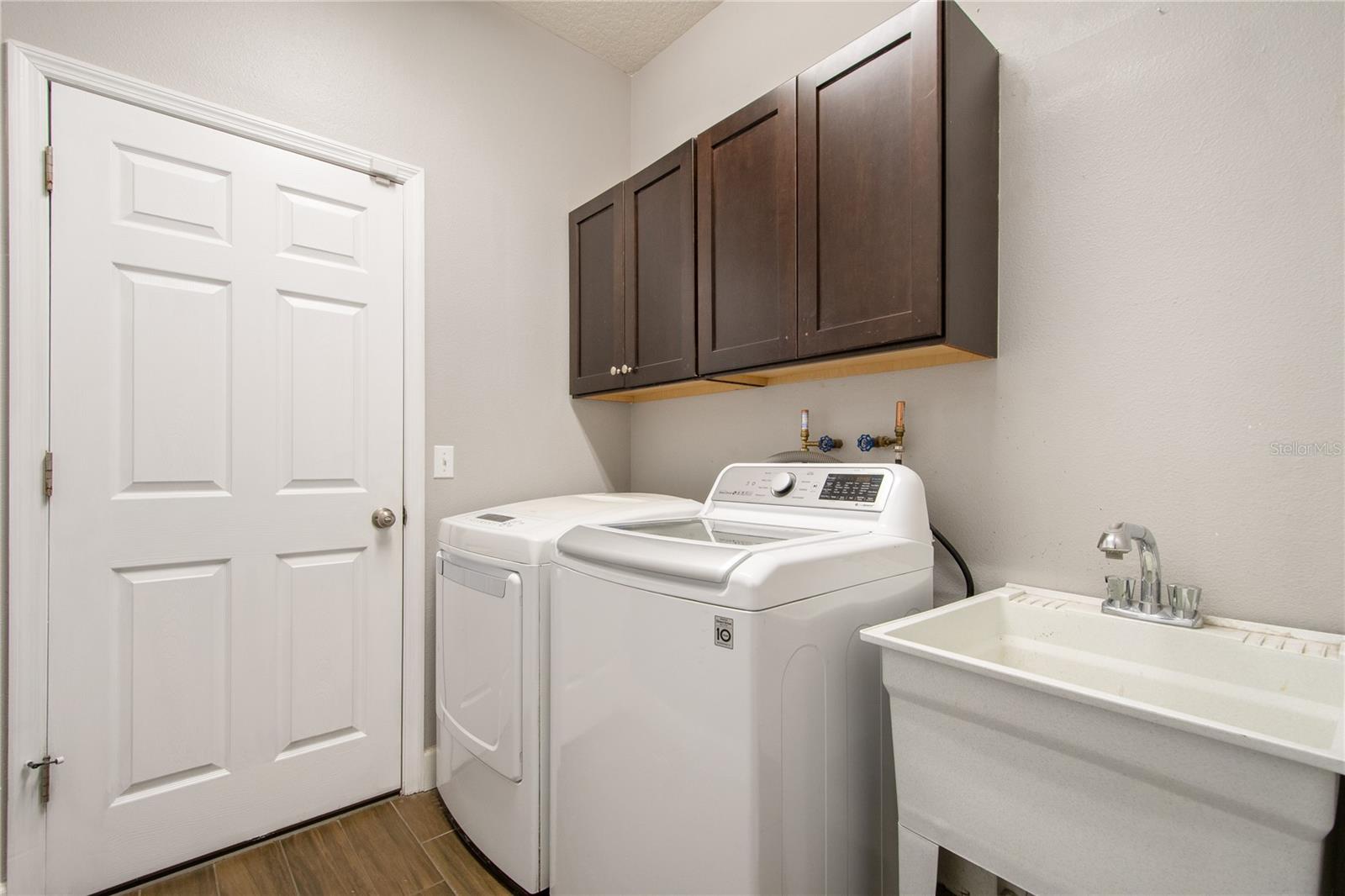 Image 54 of 67 For 1262 Tallow Road