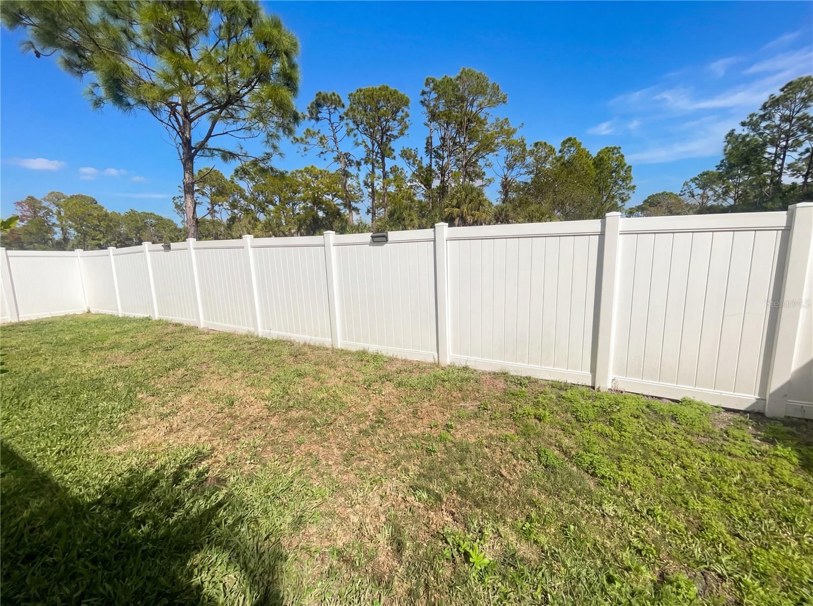 Image 27 of 31 For 15193 Mille Fiore Boulevard