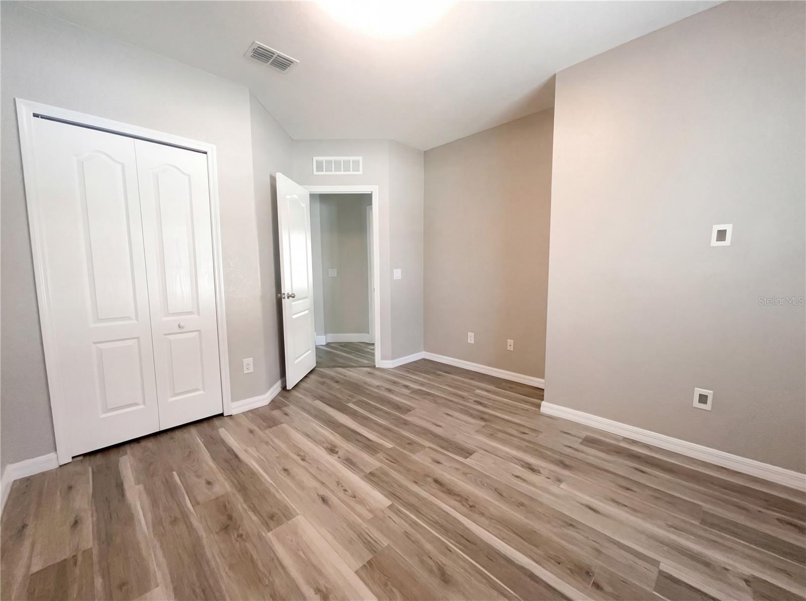 Image 4 of 31 For 15193 Mille Fiore Boulevard