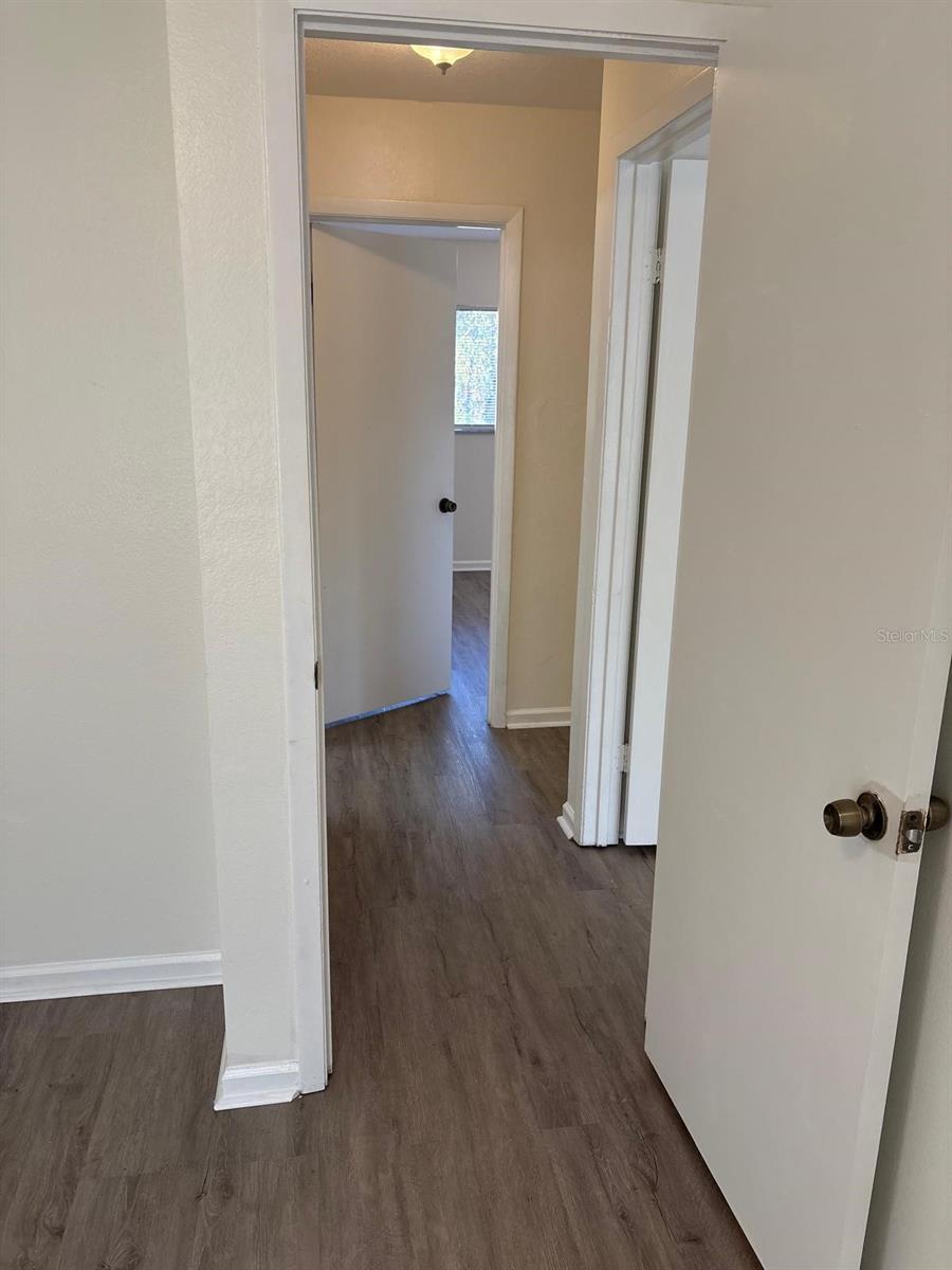 Image 13 of 19 For 2013 69th Drive