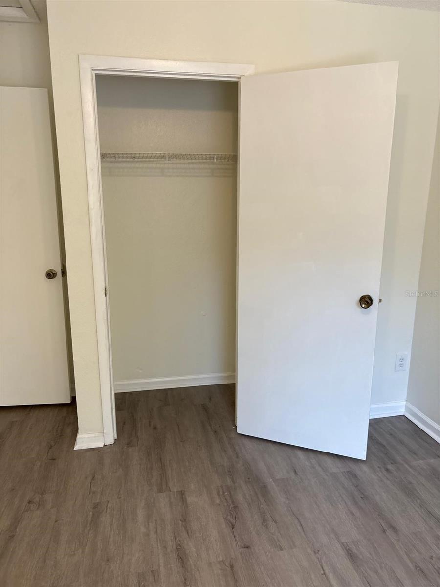 Image 14 of 19 For 2013 69th Drive