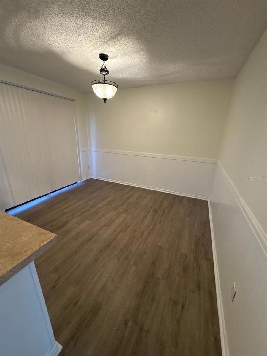 Image 5 of 19 For 2013 69th Drive