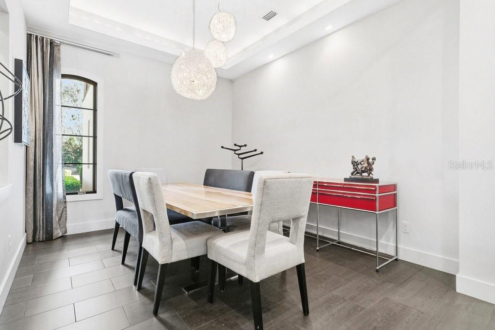 Image 10 of 65 For 2550 Venetian Way