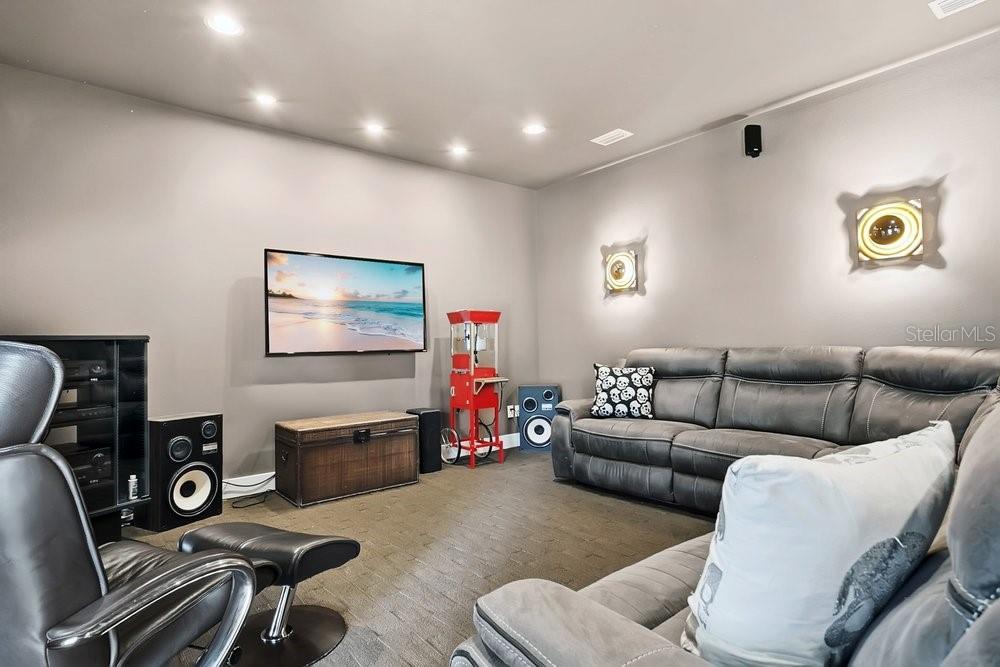 Image 39 of 65 For 2550 Venetian Way