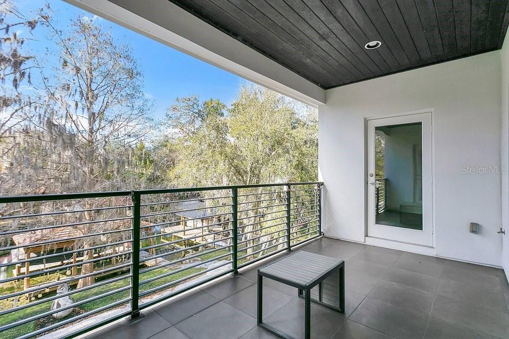 Image 46 of 65 For 2550 Venetian Way