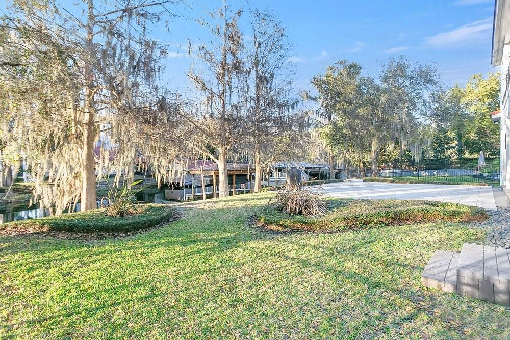 Image 51 of 65 For 2550 Venetian Way