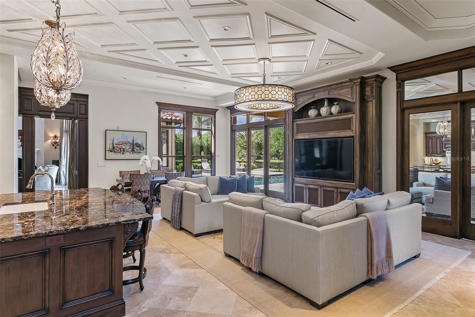 Image 22 of 72 For 6142 Grosvenor Shore Drive