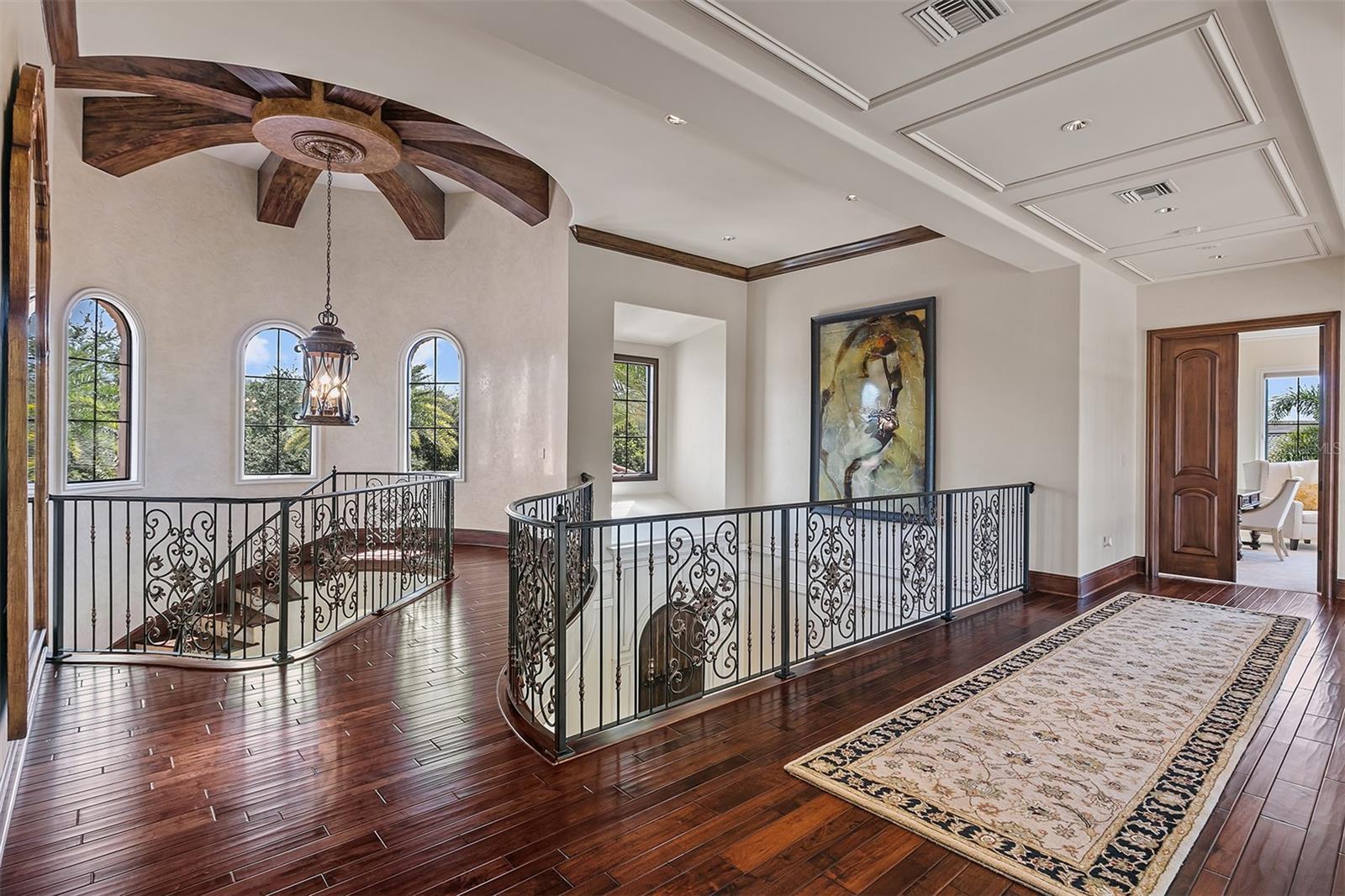 Image 40 of 72 For 6142 Grosvenor Shore Drive