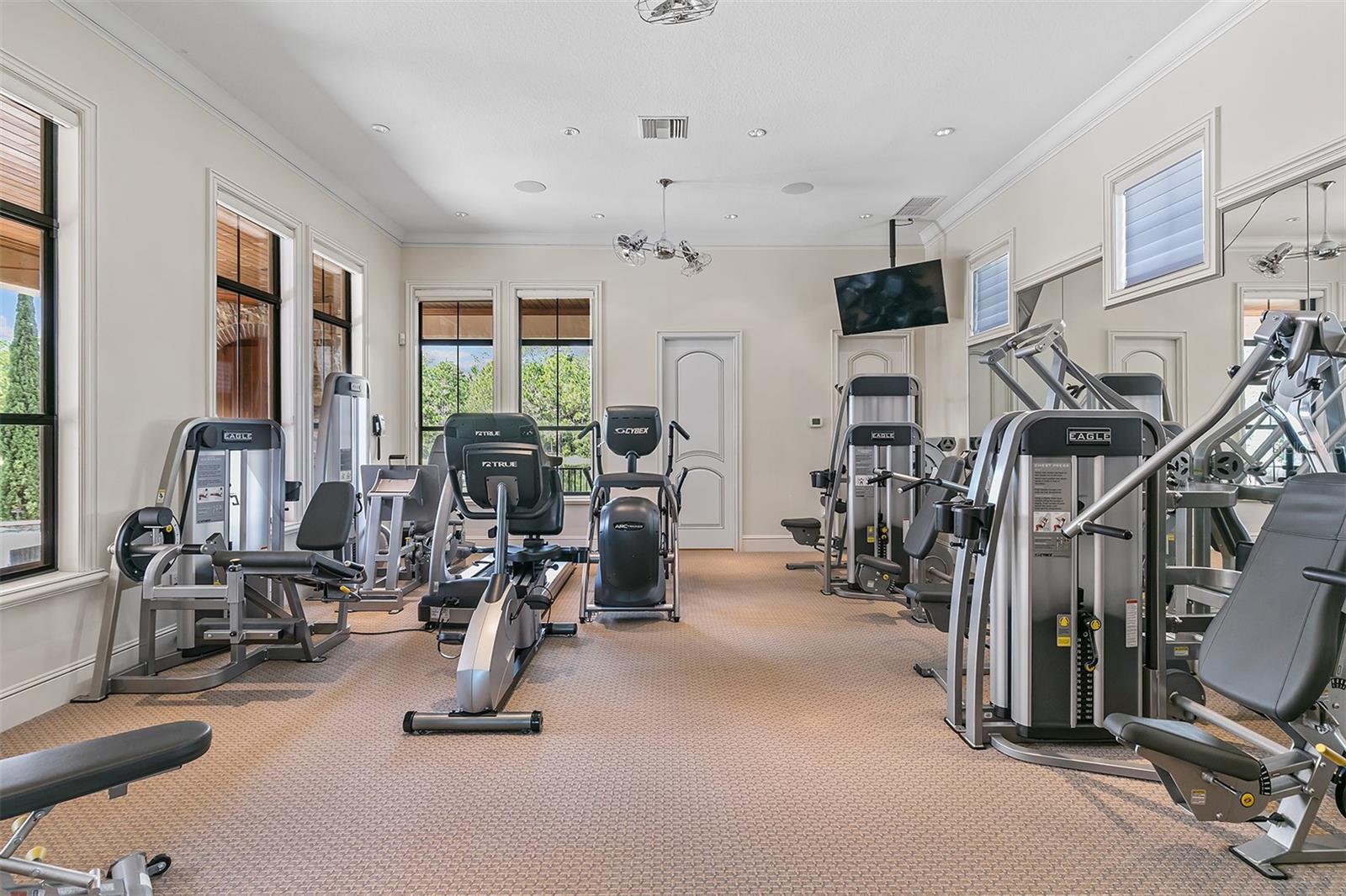 Image 48 of 72 For 6142 Grosvenor Shore Drive