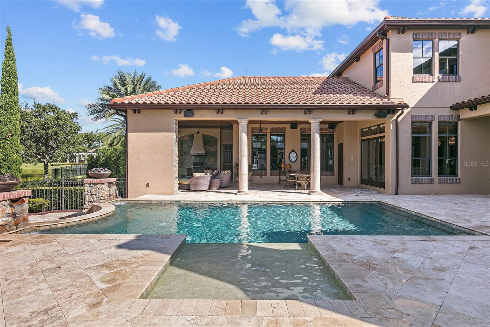 Image 55 of 72 For 6142 Grosvenor Shore Drive