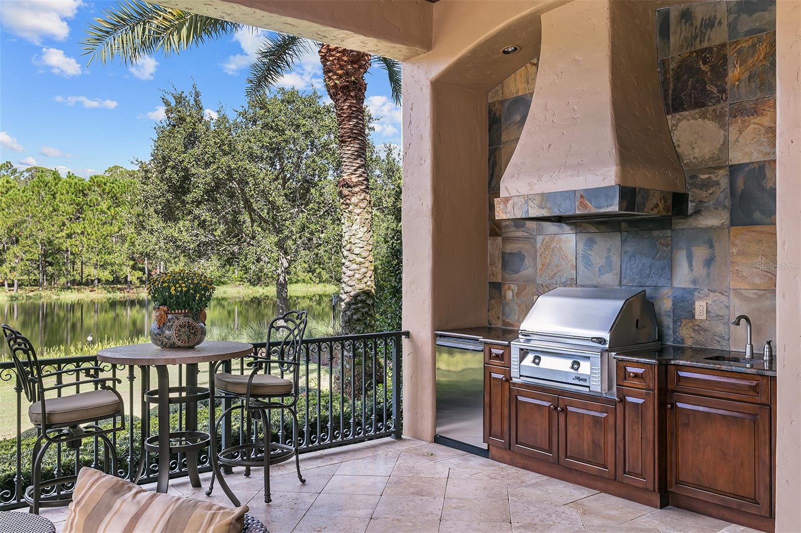 Image 64 of 72 For 6142 Grosvenor Shore Drive